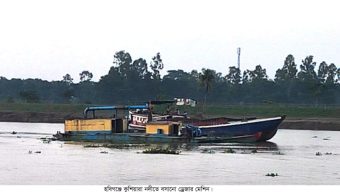 কুশিয়ারা নদী থেকে অবৈধভাবে বালু উত্তোলন, সরকার হারাচ্ছে কোটি টাকা রাজস্ব!