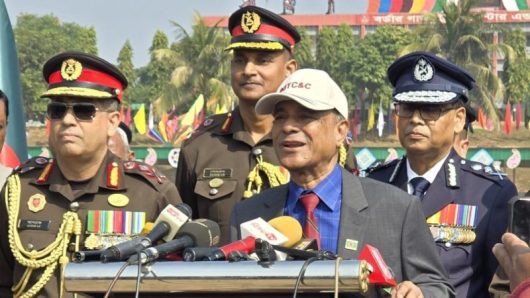 দেশ রক্ষায় প্রয়োজনে জীবন দেবে, তবু এক ইঞ্চি মাটি হাতছাড়া হতে দেবে না: স্বরাষ্ট্র উপদেষ্টা