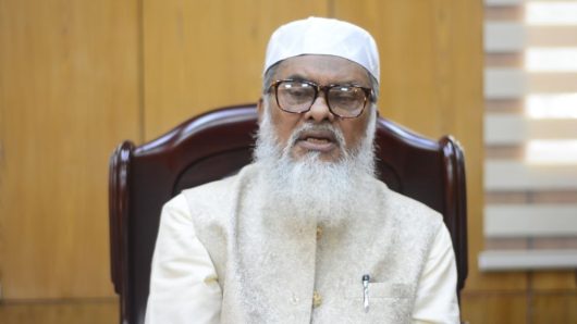 নারী সাংবাদিককে প্রবেশে বাধা দেওয়ার ঘটনার নিন্দা জানালেন ধর্ম উপদেষ্টা