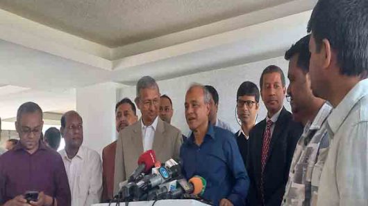 আইনশৃঙ্খলা পরিস্থিতি উন্নতির জন্য ‘ডেভিল হান্ট অপারেশন’ চলছে: স্বরাষ্ট্র উপদেষ্টা