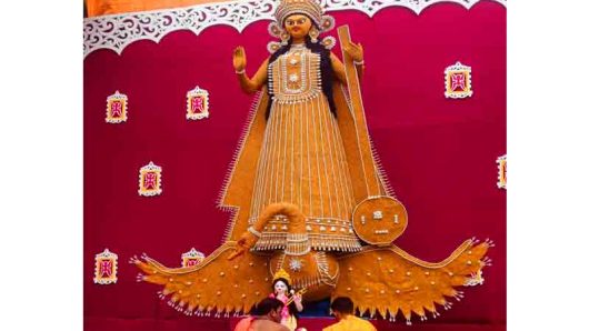 শ্রীমঙ্গলে ধান দিয়ে তৈরি ২১ ফুট উচ্চতার সরস্বতী প্রতিমায় আরাধনা