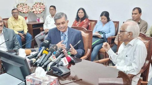 স্বপ্ন দেখি আমাদের ছাত্রছাত্রীরা দেশের ভেতরেই ভবিষ্যৎ গড়বে: শিক্ষা উপদেষ্টা