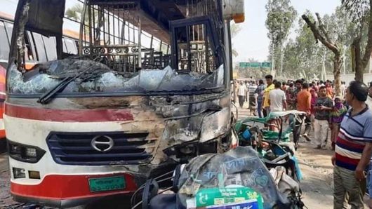 যাত্রীবাহী বাস-অটোরিকশা মুখোমুখি সংঘর্ষ: শিশুসহ নিহত ৫