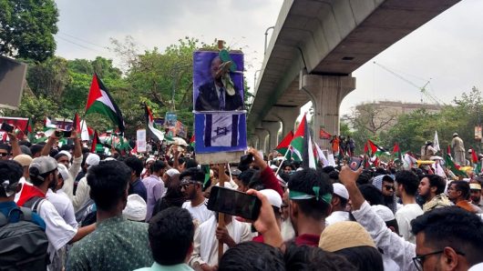 ইসরাইলের গণমাধ্যমে ঢাকায় নেতানিয়াহুর ছবিতে পেটানোর খবর