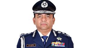 সাবেক আইজিপি বেনজীর আহমেদের বিরুদ্ধে ‘রেড নোটিশ’ জারি