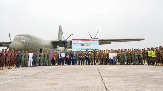 মিয়ানমারে দ্বিতীয় দফায় জরুরি ত্রাণ সামগ্রী পাঠিয়েছে বাংলাদেশ