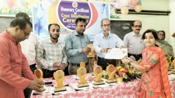 শ্রীমঙ্গলে কিডস ইংলিশ জোনের ক্রেস্ট ও সার্টিফিকেট বিতরণ