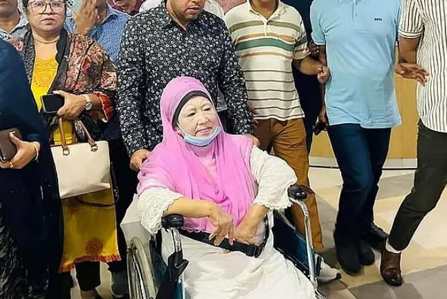 মঙ্গলবার দেশে ফিরছেন খালেদা জিয়া: মির্জা ফখরুল