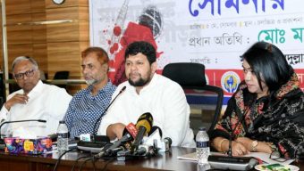 ফ্যাসিবাদ ও স্বাধীন গণমাধ্যম একসঙ্গে চলতে পারে না: মাহফুজ আলম