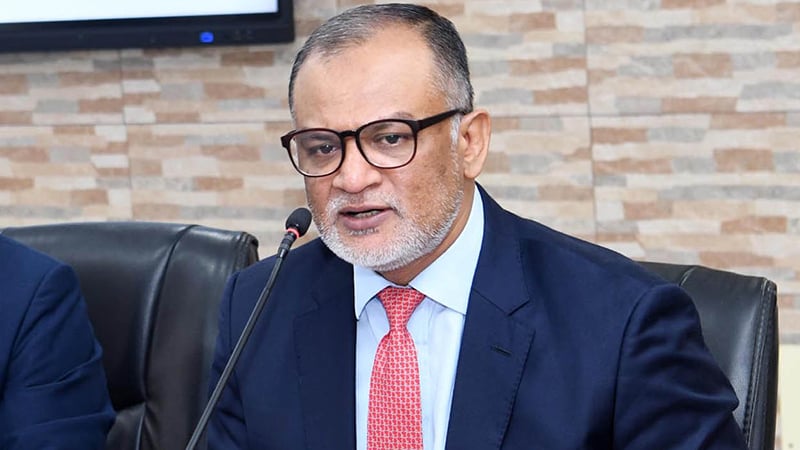 যুক্তরাষ্ট্রের শুল্ক আরোপ নিয়ে বাংলাদেশের স্বার্থ ক্ষুণ্ন করবে এমন কোনো কাজ করা হবে না: বাণিজ্য উপদেষ্টা