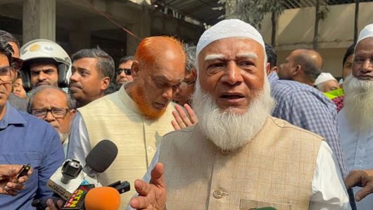 আমরা সবাই মিলেমিশে সামনে এগোতে চাই: জামায়াতে আমির