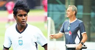ফারহানকে নিয়ে যা বললেন থমাস ডুলি