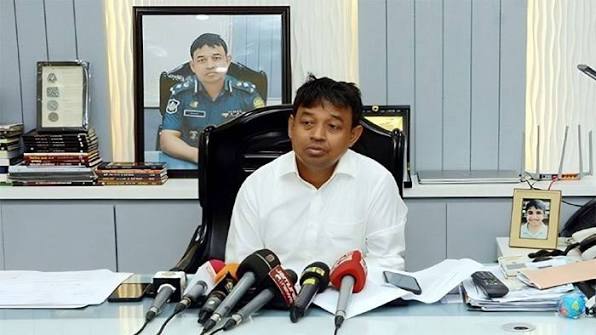 ডিবির হারুন অর রশীদের বিরুদ্ধে চার্জশিট দিচ্ছে দুদক