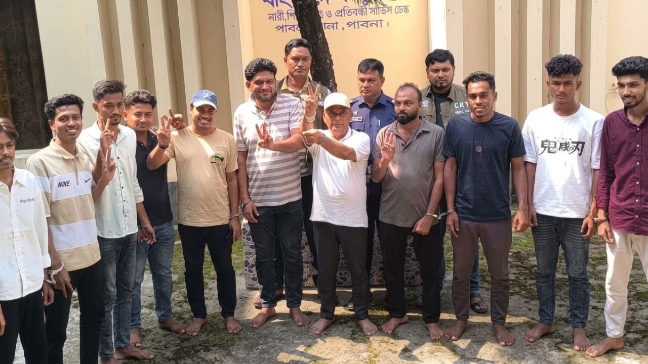 নাশকতা করে ভারতে পালিয়ে যাওয়ার পরিকল্পনাকারীসহ আটক ১৫