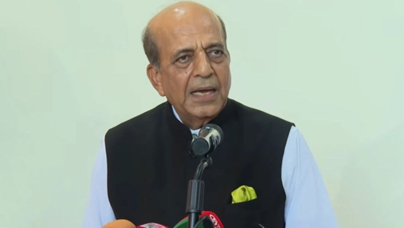 শেখ হাসিনাকে দিল্লিতে অনুমতি দেওয়া ছাড়া কোনো বিকল্প ছিল না: দীনেশ ত্রিবেদী